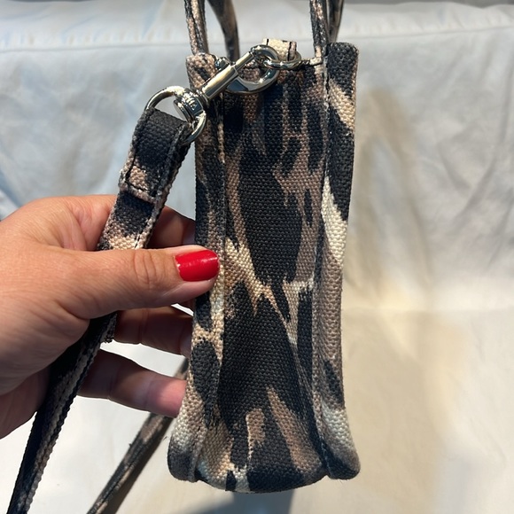 Vince Camuto Oriel Canvas Small Tote Leopard Print - Picture 2 of 16